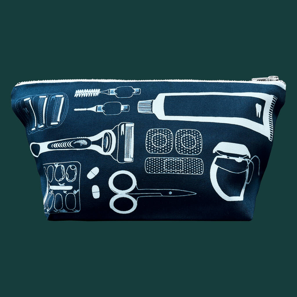 Men's Wash Bag | A Practical And Stylish Way To Organise Toiletries
