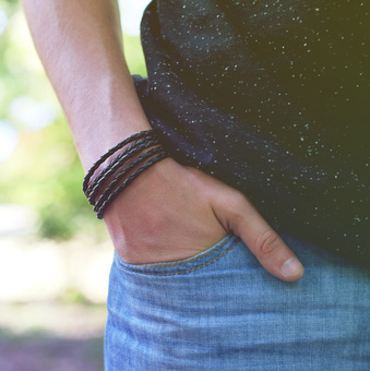 Mens leather wrap brcelet