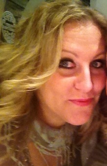 Janice owner of Swank Crafts