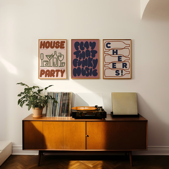 GALLERY WALL